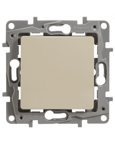 Выключатель 10AX-250В ETIKA, слоновая кость (672301). Выключатель. LegranD в Грозном
