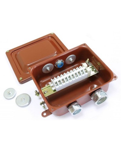 ККМА-10 У2 IP54 (zeta30372). Коробка клеммная металлическая с муфтами АТК для трубной электропроводки. ЗЭТА в Грозном